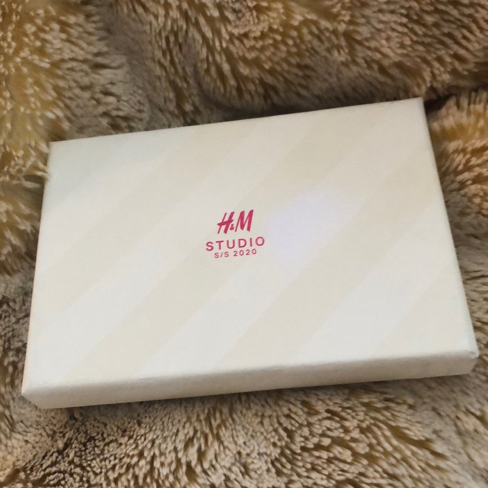 Studio earrings SS2020